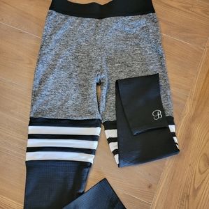NWOT! BOMBSHELL LEGGINGS